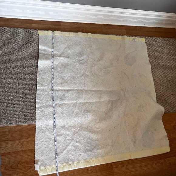 Vintage Satin Trimmed Embroidered Fleece Baby Blanket Safari Animals - Picture 8 of 9